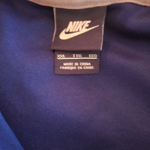 Nike Jacket - Picture 4 of 5